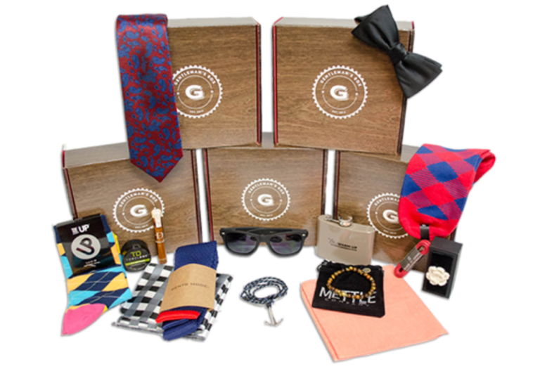 7 Recommended Holiday Subscription Boxes for Senior Citizens